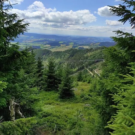 W Oddali Z Balia 別荘 ミエンジレシエ