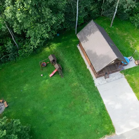 W Oddali Z Balia 別荘 ミエンジレシエ