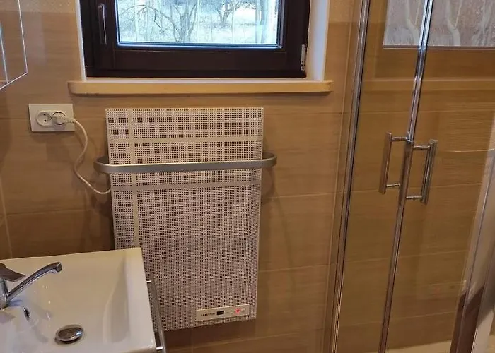 W Oddali Z Balia 미에드지레시