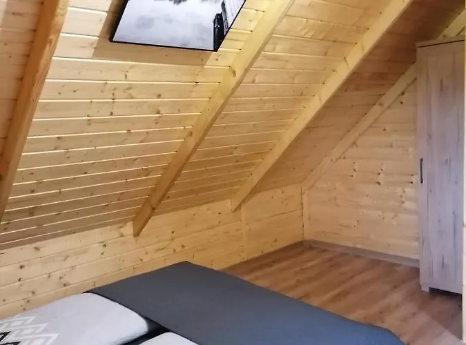 W Oddali Z Balia 미에드지레시