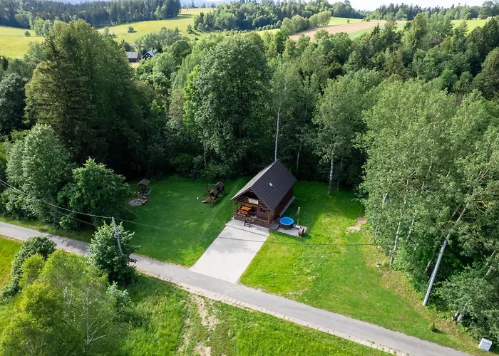 W Oddali Z Balia 펜션 미에드지레시